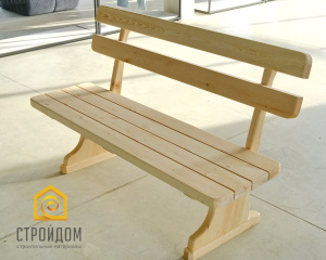 Лавка-диван с щелями (клееные ножки, толстая доска) 1,35м